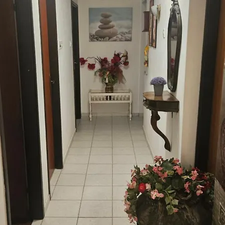 Ideal For Singles And Relaxation